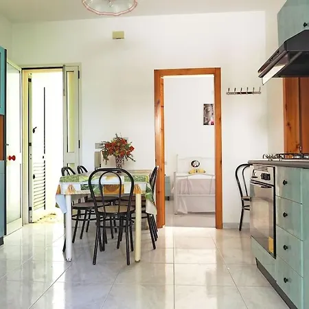 Apartment Bilocale Robinia 2 By Salento Affitti *